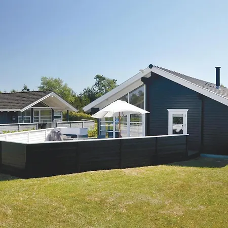 3 Bedroom Cozy In *